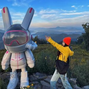 life size cartoon astronaut resin hand painted sculpture artistic floor ornament for hotel reception shopping mall lobby holiday