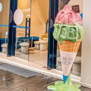 life size holiday ice cream sculpture dessert store entrance decoration large floor ornaments resin artwork photo spot