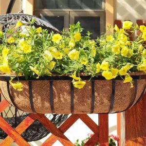Outdoor Hanging Coconut Fiber Lined Metal Reinforced Flower Pot Metal Frame Wall-Mounted Flower Trough for Balcony Decoration