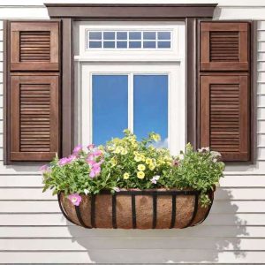 Outdoor Hanging Coconut Fiber Lined Metal Reinforced Flower Pot Metal Frame Wall-Mounted Flower Trough for Balcony Decoration